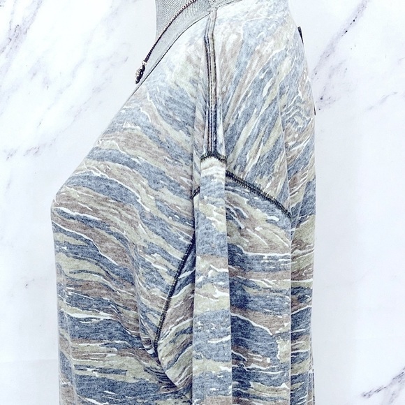 Free People | We the Free | Arielle Printed Knit Camo Tiger Top | Sz S - Picture 4 of 6